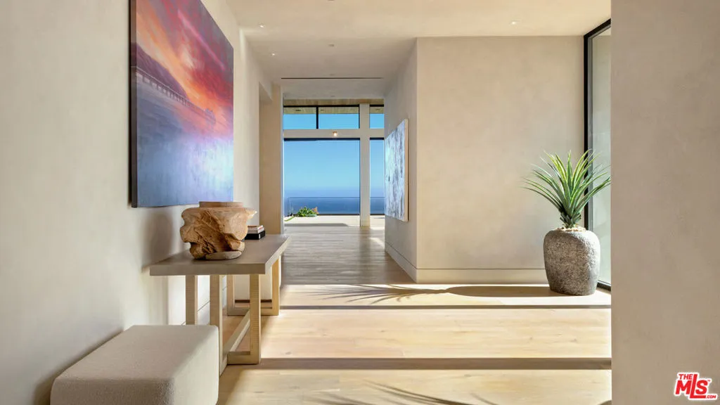 3881 Puerco Canyon Road, Malibu, California 90265 home-pic-8